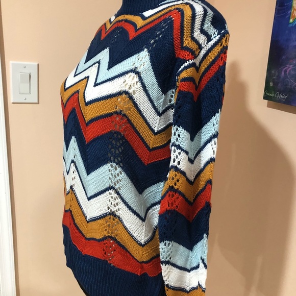 LAST 1L‼️MULTICOLOR CHEVRON RAINBOW STRIP- Sweater - Picture 5 of 8